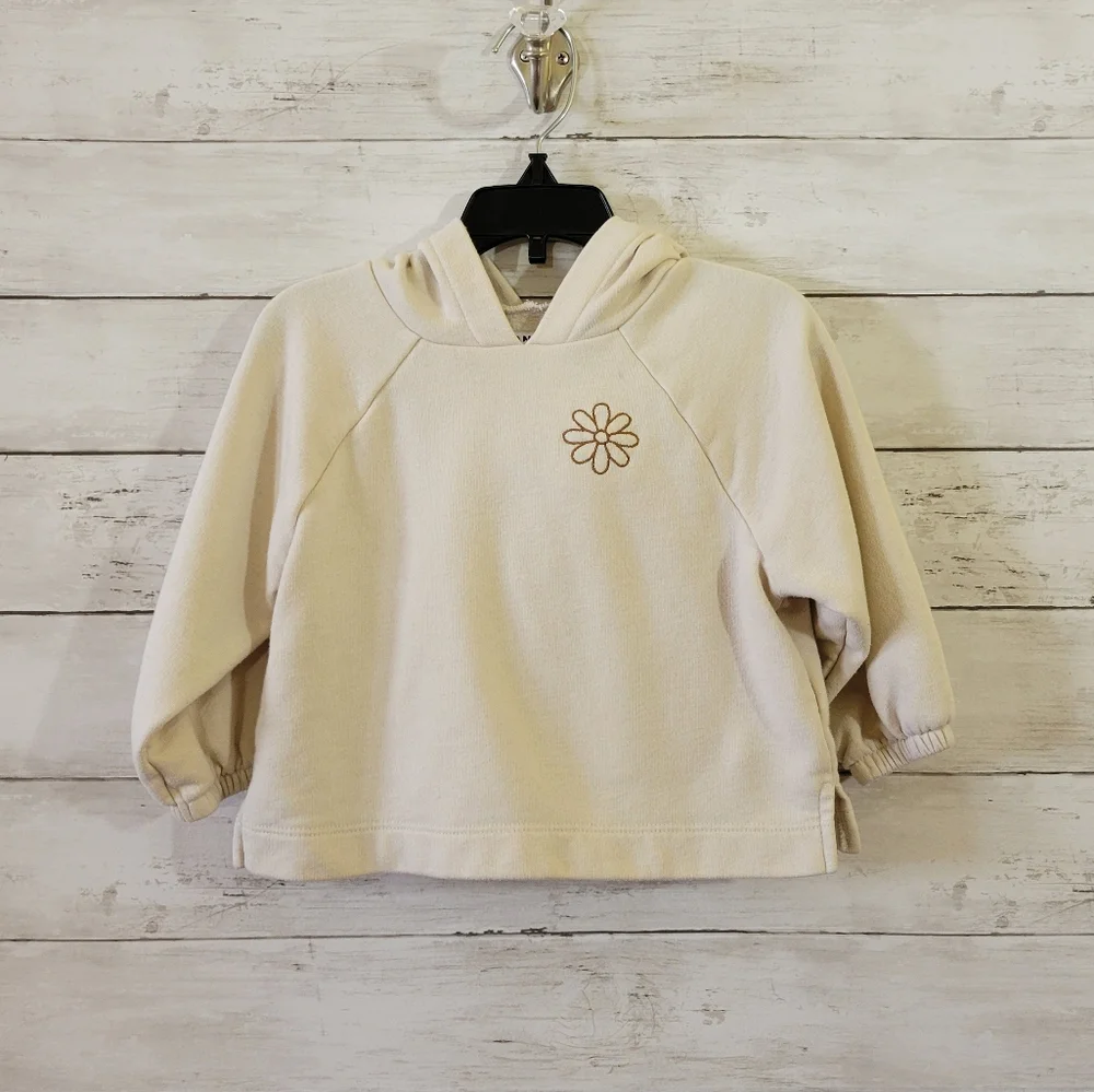 Old Navy  Baby Girl Kids Cream Hoodie with Flower Embroidery Size 18-24‎ M